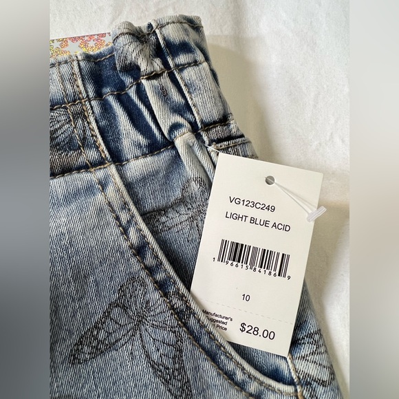 Vigoss Stretch Denim Butterfly Shorts NWT - Picture 4 of 6